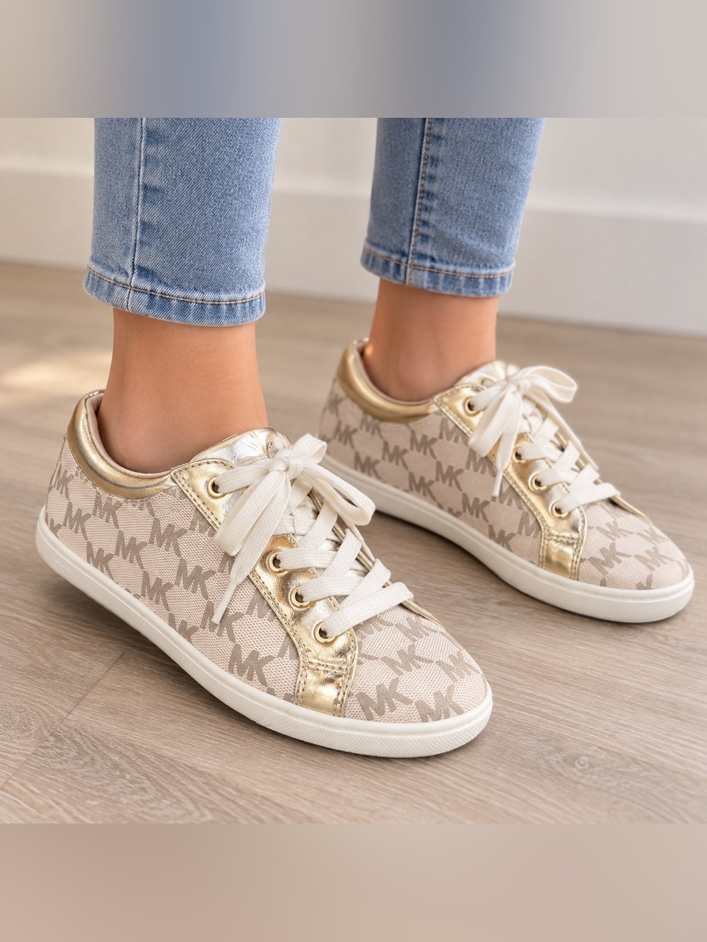 Michael Kors Finola MK Logo Gold Sneakers Girls Size 4